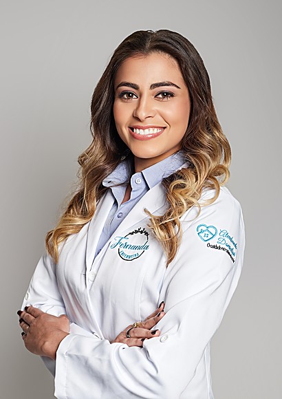 Enfermeira Fernanda Oliveira Pereira
